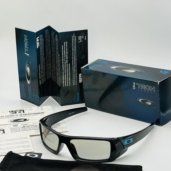 NEW IN BOX Oakley “TRON” Limited Edition 3D Gascan VERY RARE - Picture 2 of 4